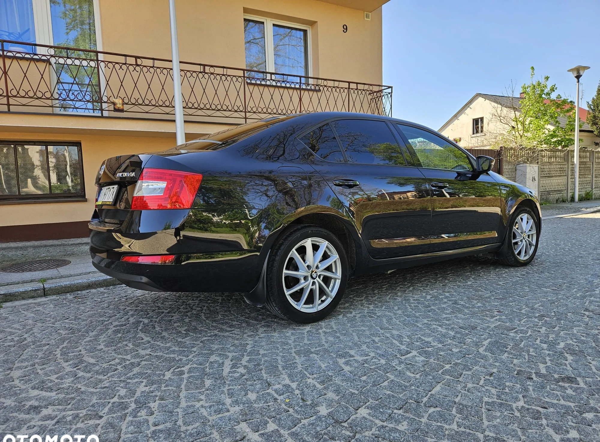 Skoda Octavia cena 39900 przebieg: 257000, rok produkcji 2015 z Daleszyce małe 326